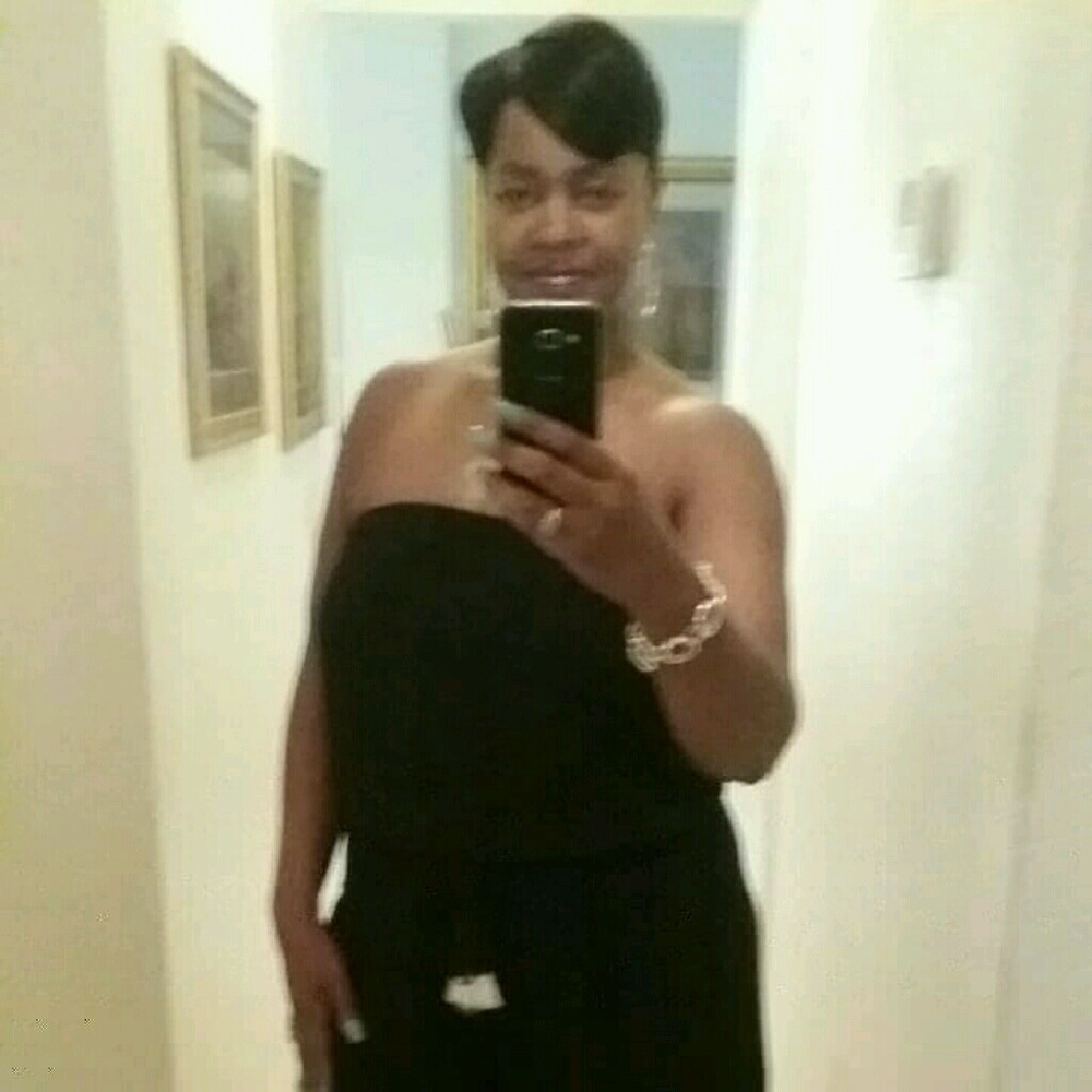 Meet your Posher, Roussaila